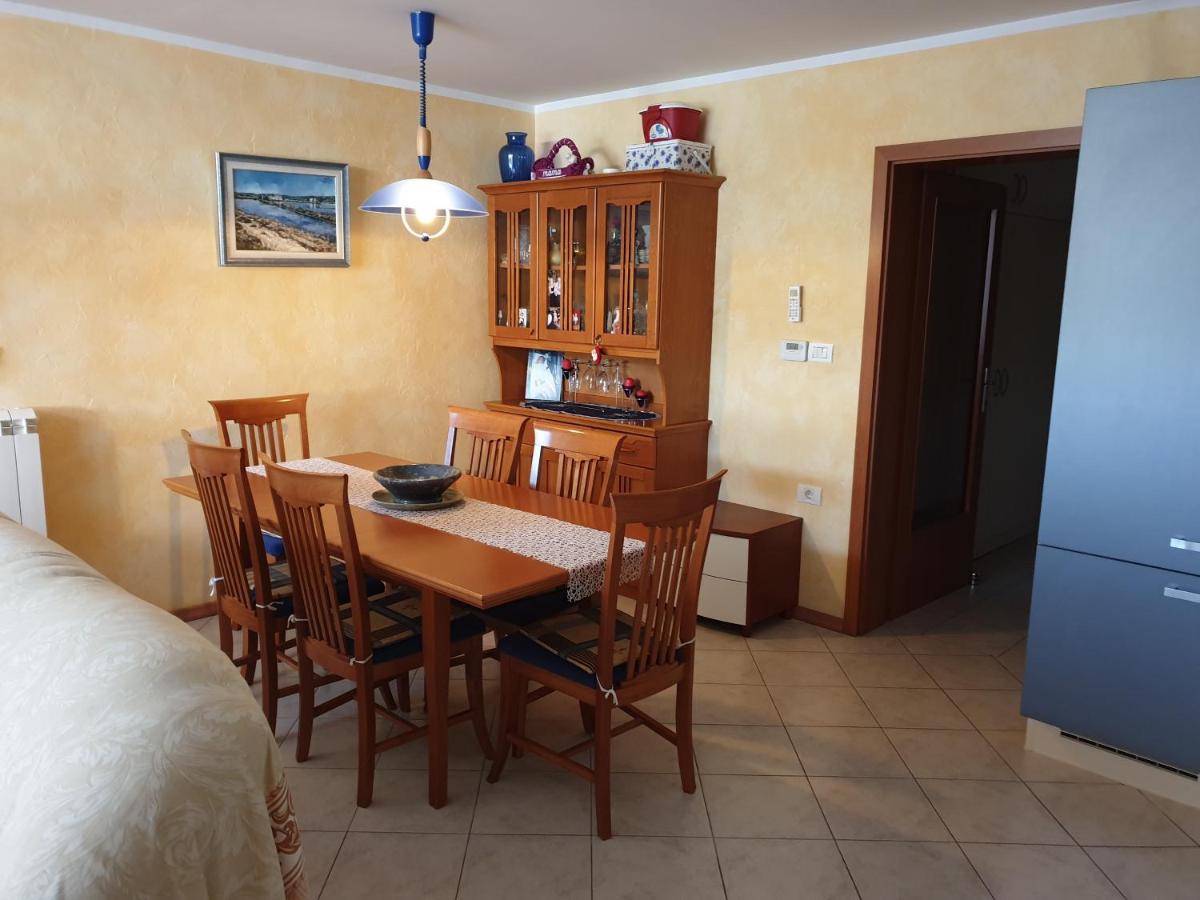 Apartment & Olive Oil Valuma Koper Exterior photo