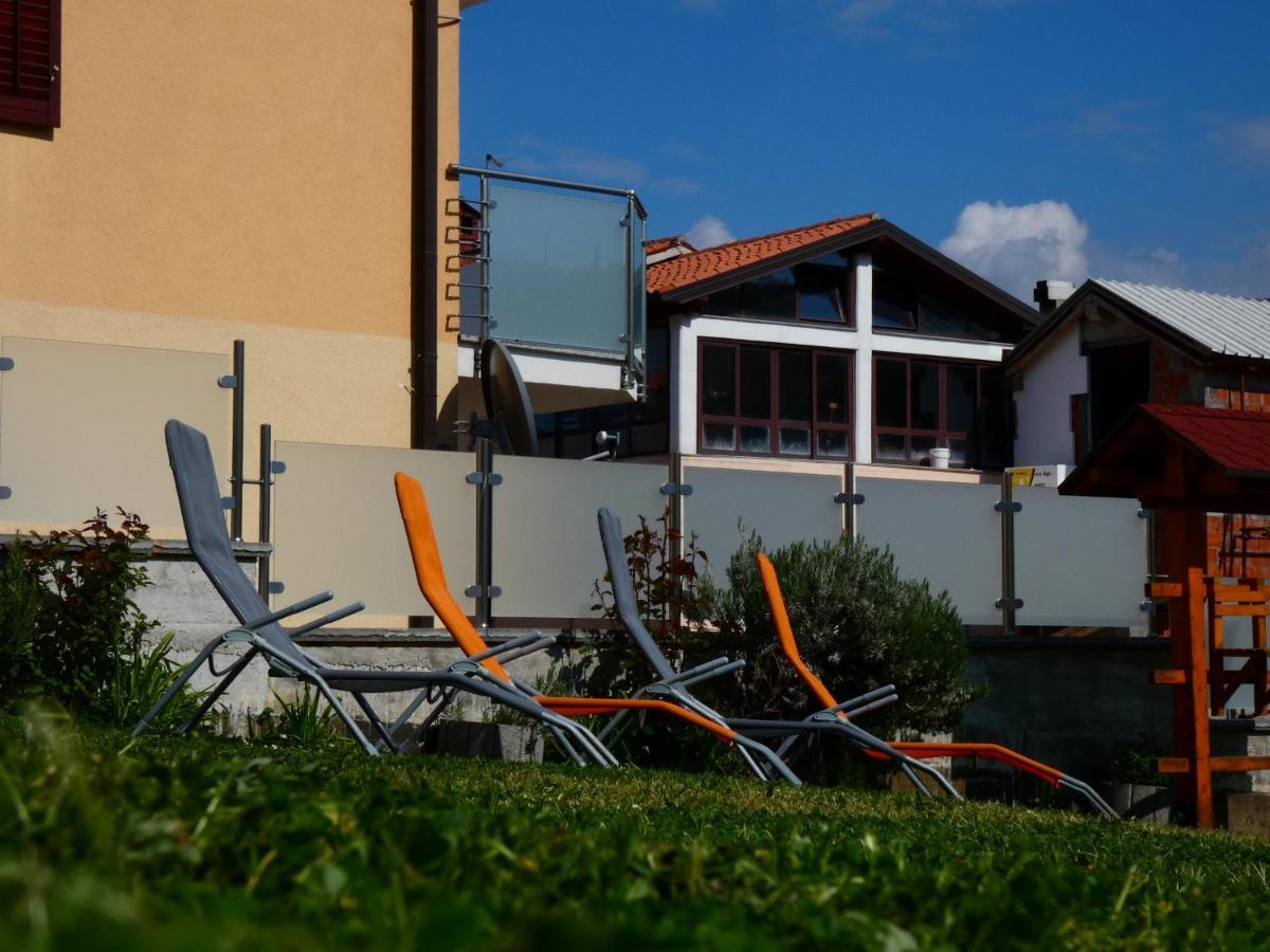 Apartment & Olive Oil Valuma Koper Exterior photo